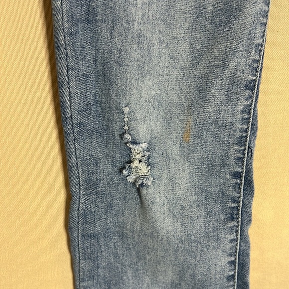 Joe’s Denim Skinny Jeans - Picture 3 of 9